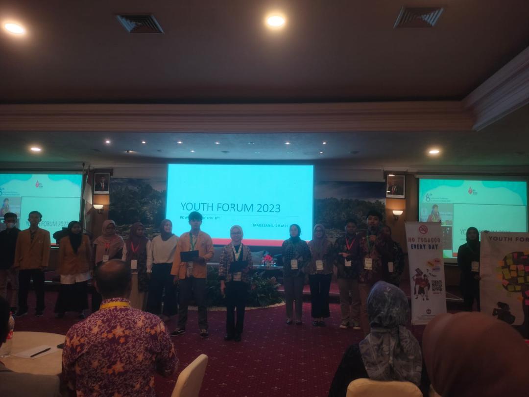 “Tidak hanya berdampak kepada kesehatan masyarakat. Kebiasaan merokok menyebabkan perubahan ekonomi kesehatan di Indonesia. Diperkirakan Rp17,9 triliun sampai Rp20 triliun kerugian," kata Menteri Kesehatan RI, Budi Gunadi Sadikin.